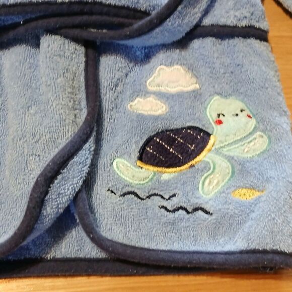 Bundle Of 2 Baby Bath Robes 0-9Months - Picture 2 of 12